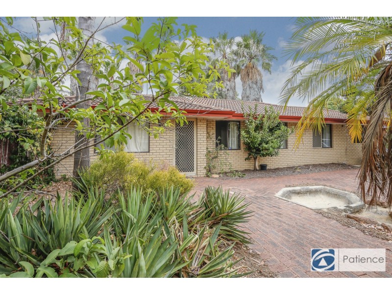 40 Barlow Way, Balga WA 6061