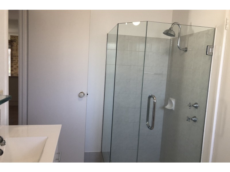 3 Cocos Place, Marangaroo WA 6064