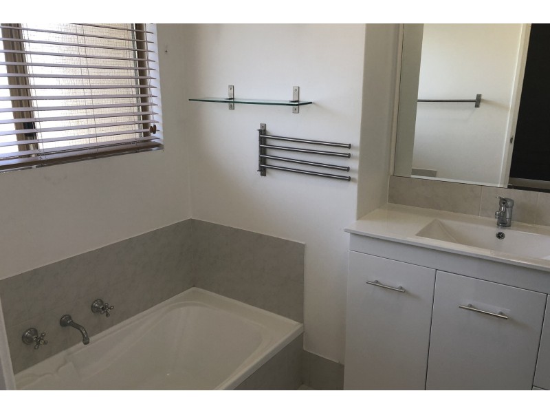 3 Cocos Place, Marangaroo WA 6064