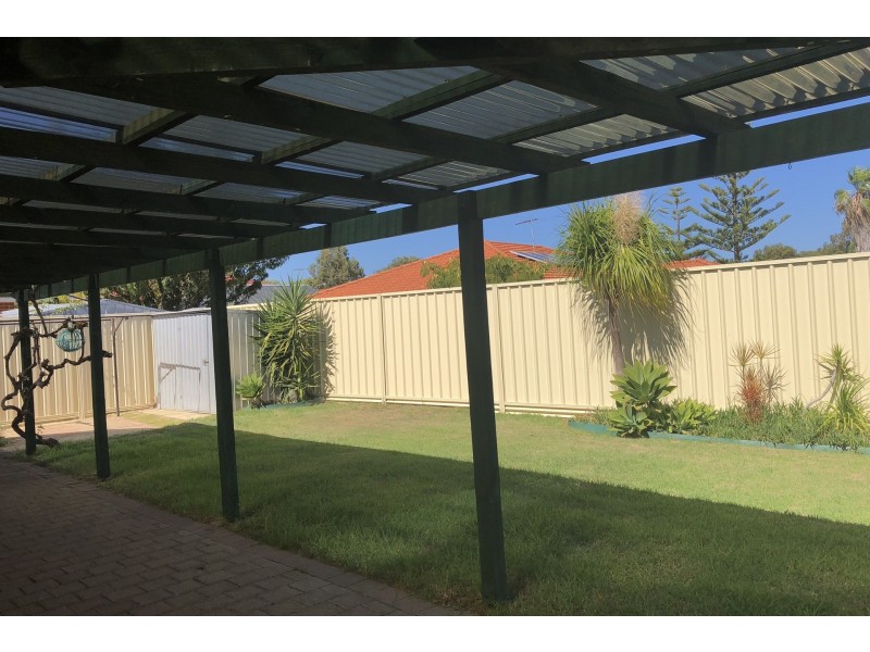 3 Cocos Place, Marangaroo WA 6064