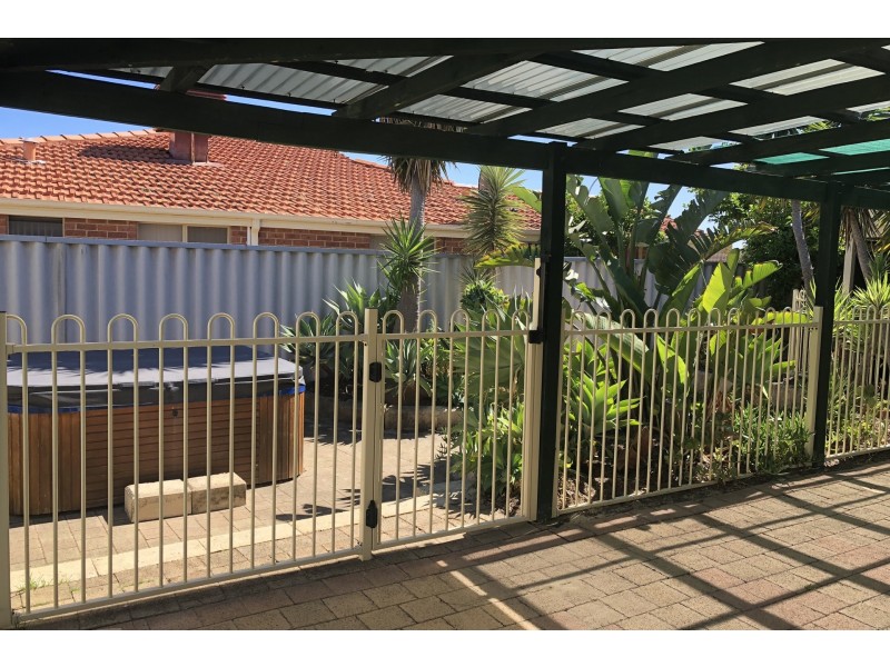 3 Cocos Place, Marangaroo WA 6064