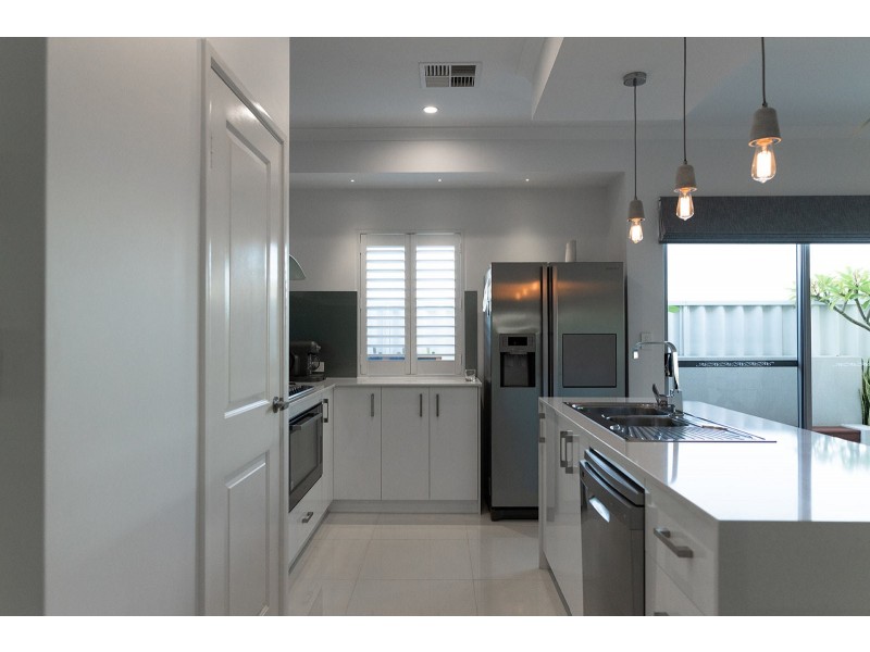 3 Chingford Way, Butler WA 6036