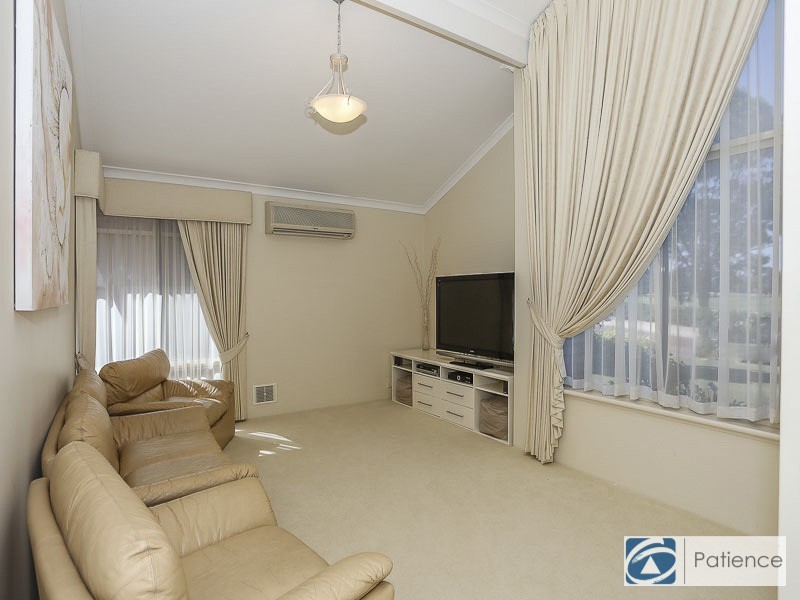 5 Tiwi Court, Iluka WA 6028