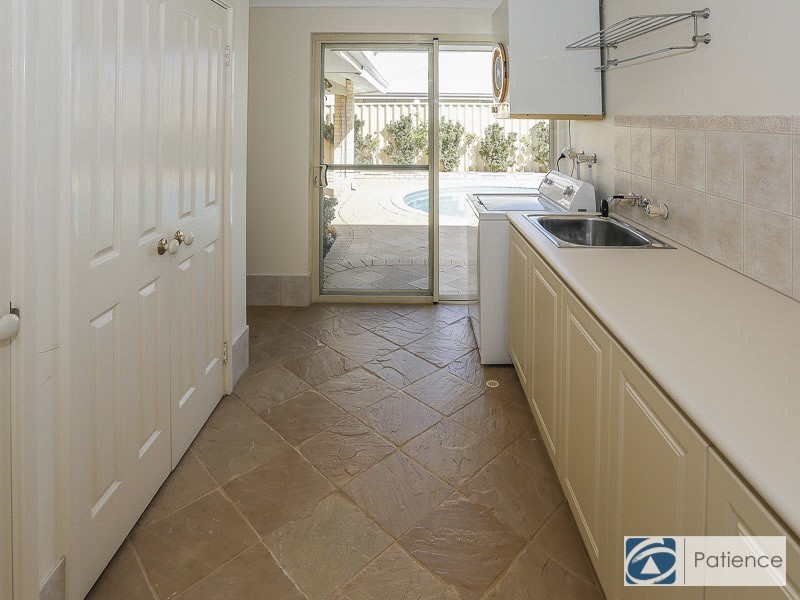 5 Tiwi Court, Iluka WA 6028