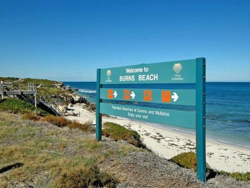 4 Abalone Place, Burns Beach WA 6028