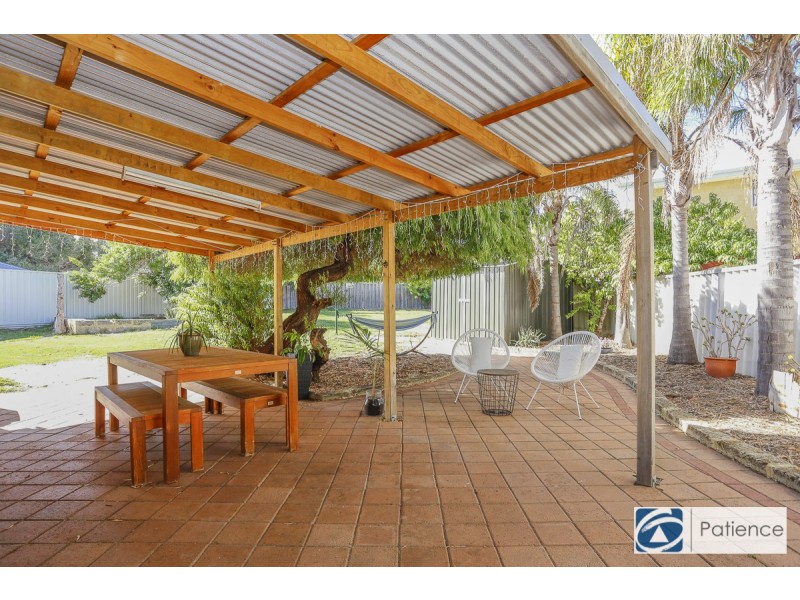 4 Abalone Place, Burns Beach WA 6028