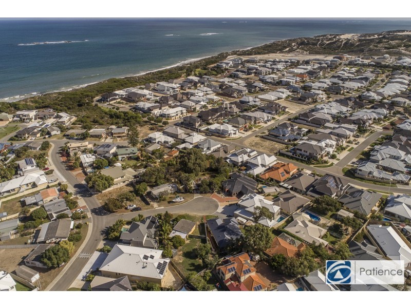4 Abalone Place, Burns Beach WA 6028