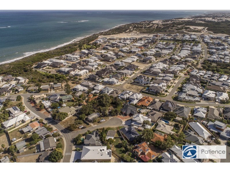4 Abalone Place, Burns Beach WA 6028