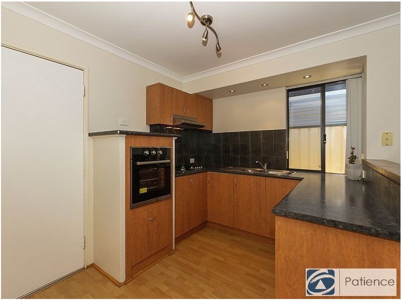 26 Lyndavale Loop, Carramar WA 6031