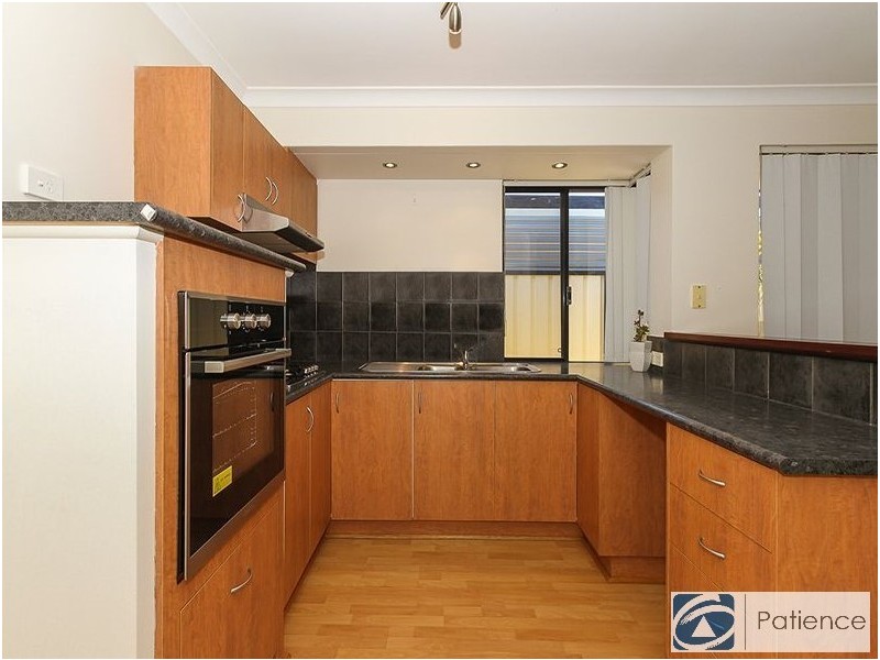 26 Lyndavale Loop, Carramar WA 6031