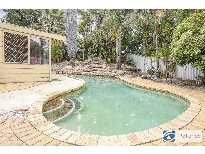 40 Barlow Way, Balga WA 6061