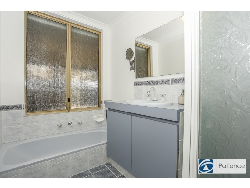 5 Newell Cove, Joondalup WA 6027