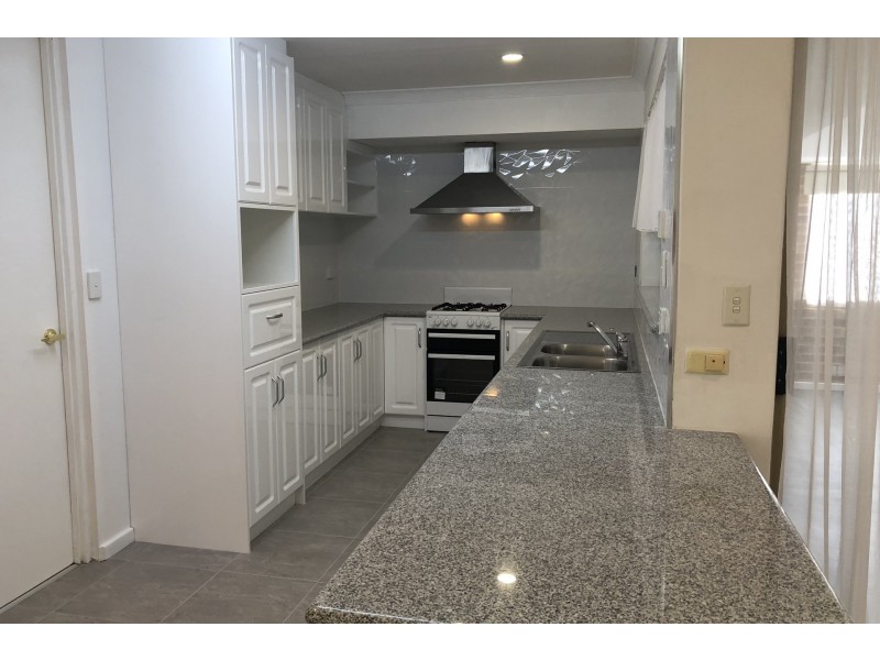 76 Giralt Road, Marangaroo WA 6064