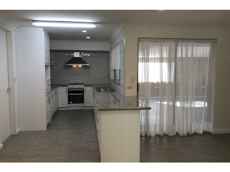 76 Giralt Road, Marangaroo WA 6064