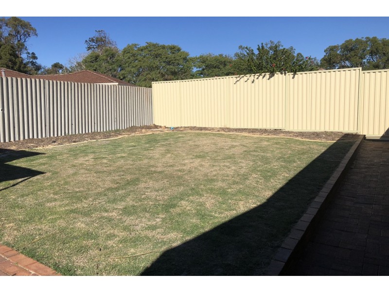 76 Giralt Road, Marangaroo WA 6064