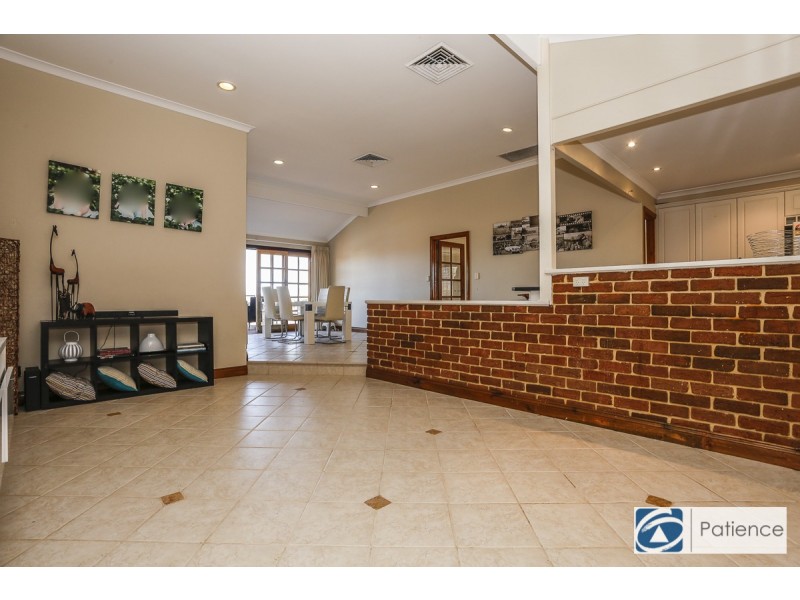 2 Ivo Place, Joondalup WA 6027