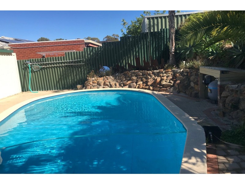 9 Eagle Street, Craigie WA 6025