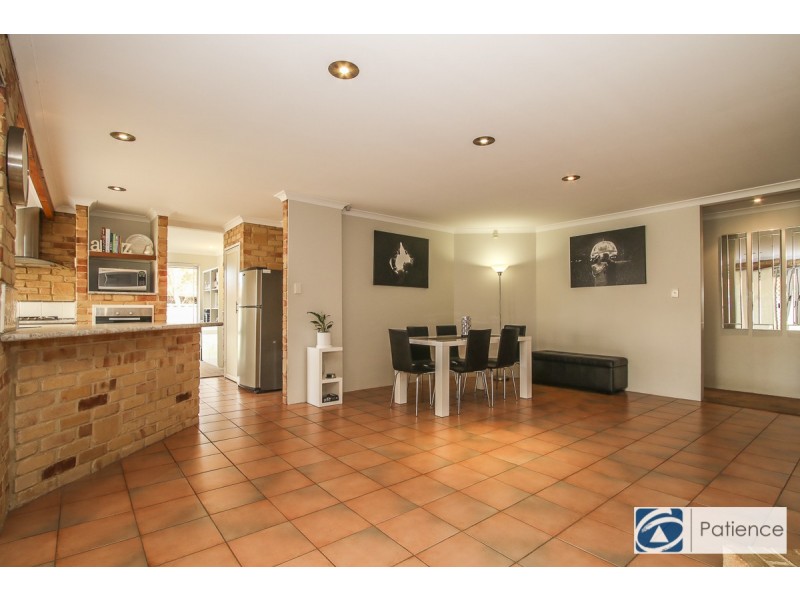 14 Seamill Glen, Kinross WA 6028