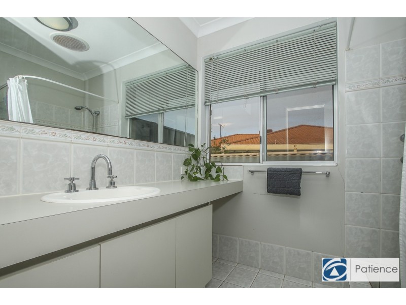 14 Seamill Glen, Kinross WA 6028