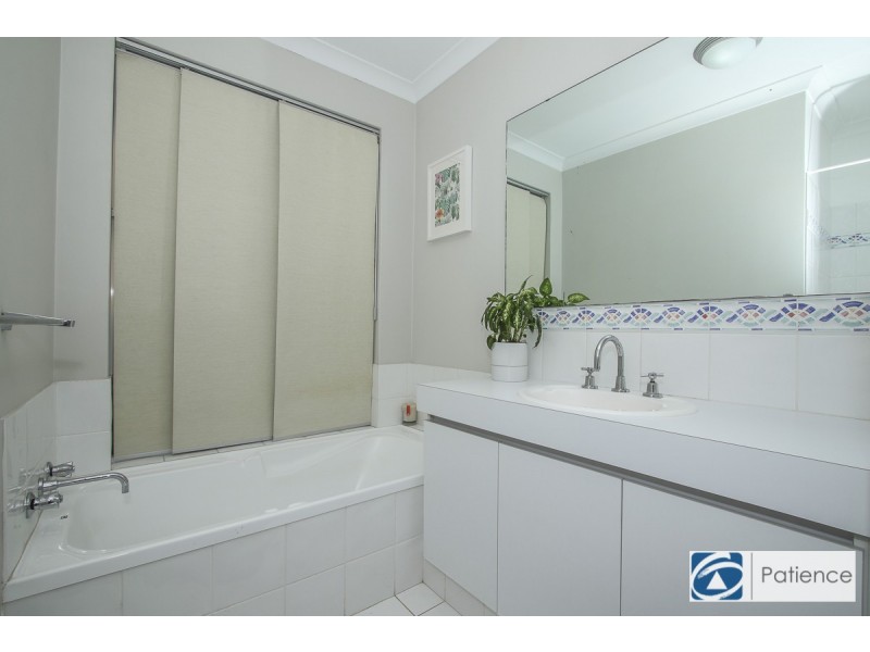 14 Seamill Glen, Kinross WA 6028