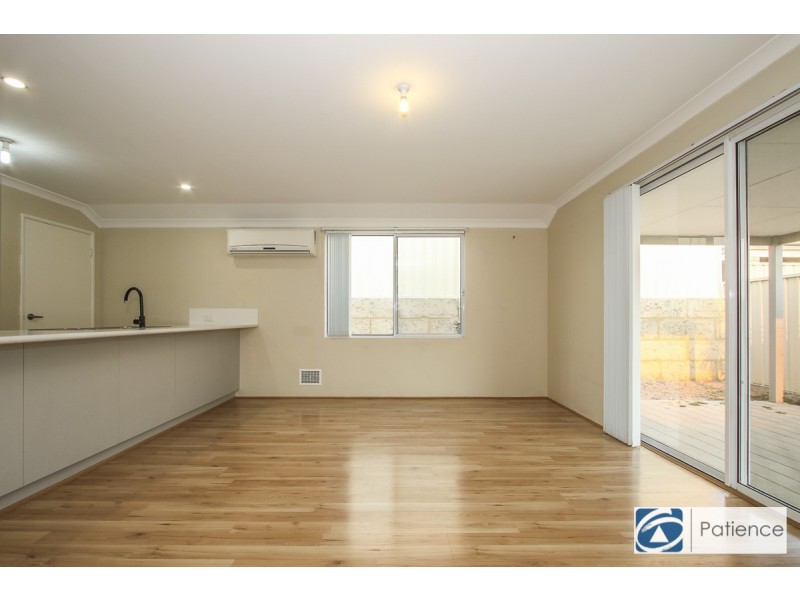 21 Fogliani Loop, Sinagra WA 6065
