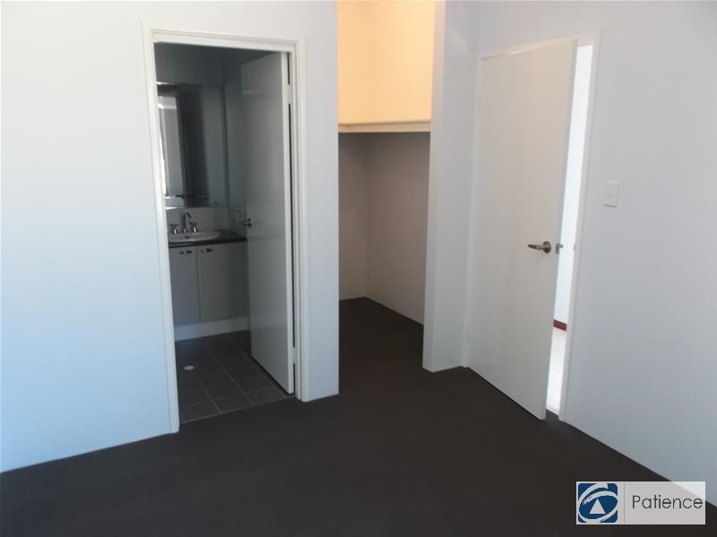 217 Camborne Parkway, Butler WA 6036