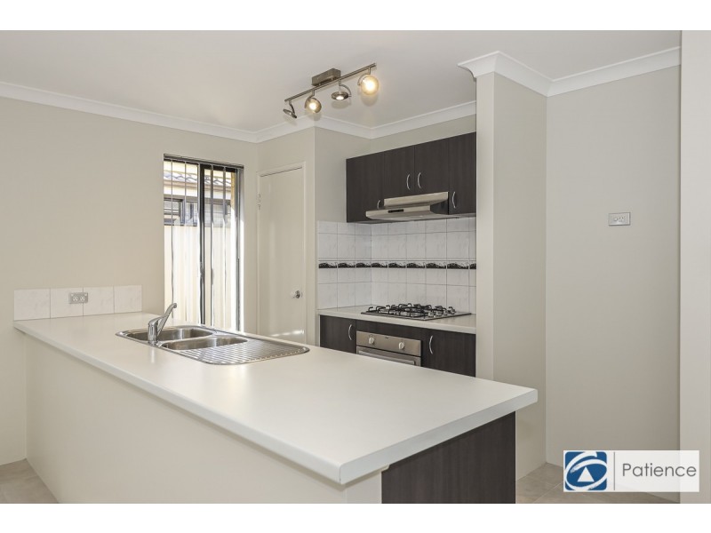 5 Nalgan Court, Carramar WA 6031