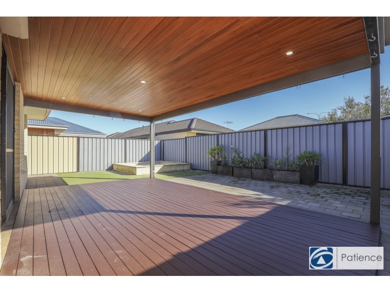 5 Nalgan Court, Carramar WA 6031