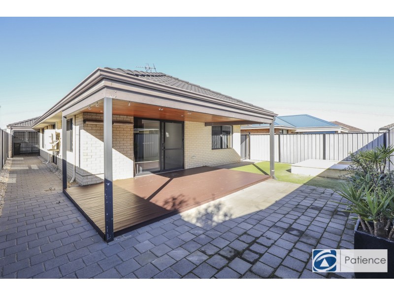 5 Nalgan Court, Carramar WA 6031