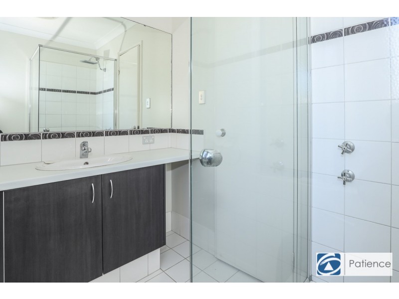 5 Nalgan Court, Carramar WA 6031