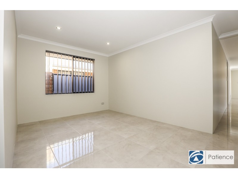 5 Nalgan Court, Carramar WA 6031