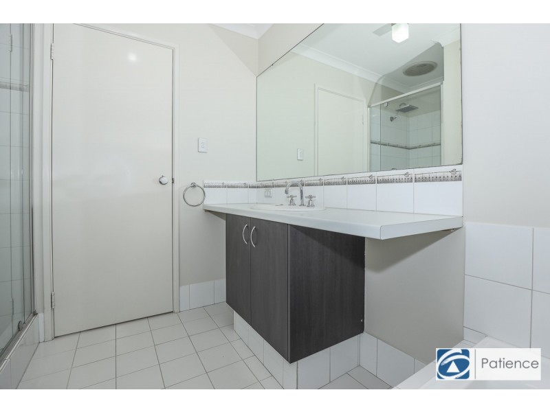 5 Nalgan Court, Carramar WA 6031