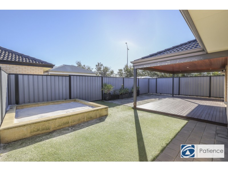 5 Nalgan Court, Carramar WA 6031