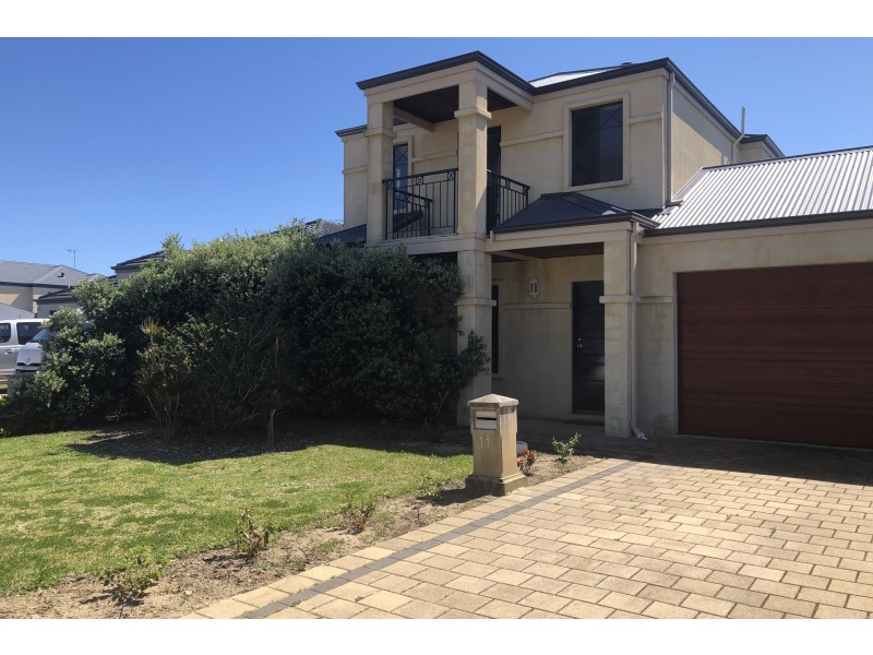 11 St Louis Avenue, Hocking WA 6065