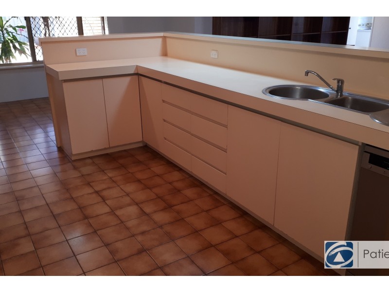 15 Monterey Drive, Woodvale WA 6026