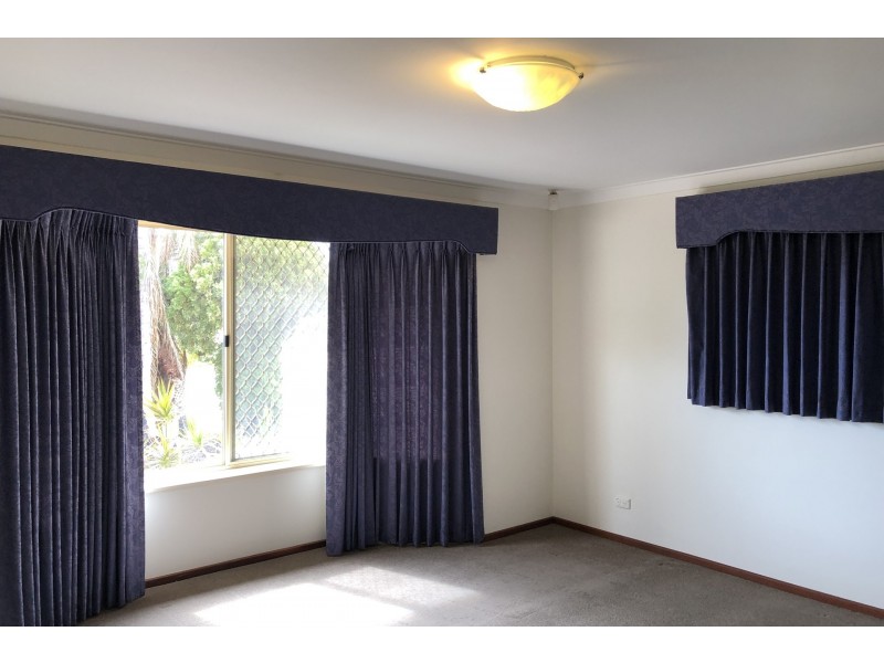 15 Monterey Drive, Woodvale WA 6026