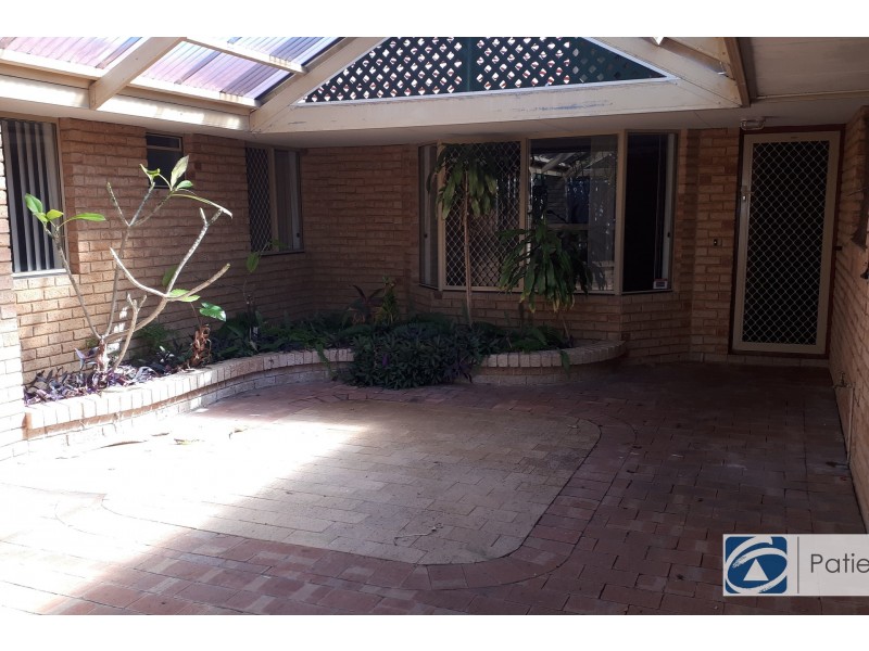 15 Monterey Drive, Woodvale WA 6026