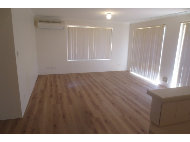 39 Frond Circuit, Banksia Grove WA 6031