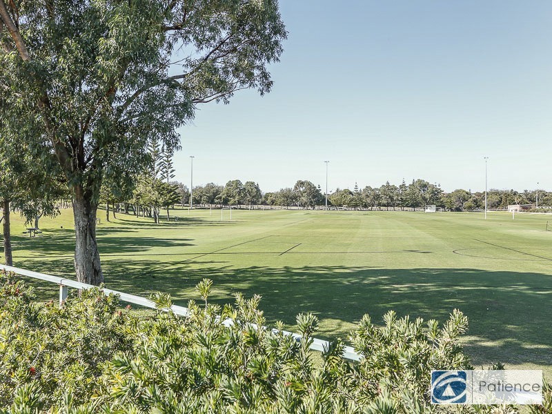 5 Tiwi Court, Iluka WA 6028