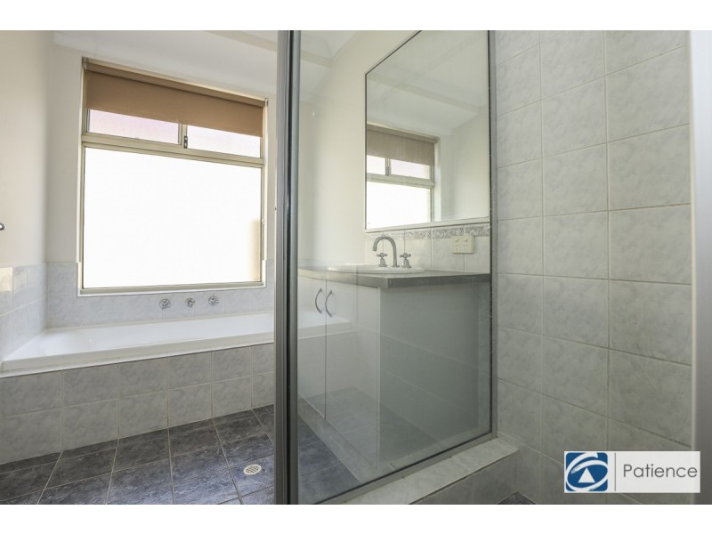 9 Alandale Bend, Banksia Grove WA 6031