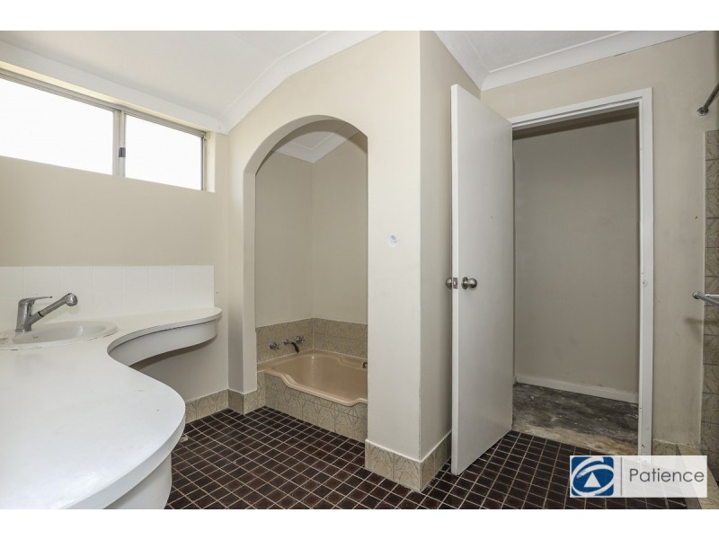 2 Nolyang Crescent, Wanneroo WA 6065