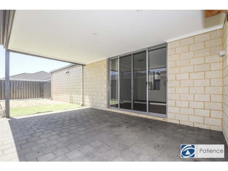 131 Joseph Banks Boulevard, Banksia Grove WA 6031