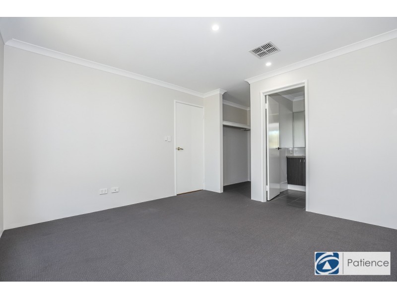 131 Joseph Banks Boulevard, Banksia Grove WA 6031