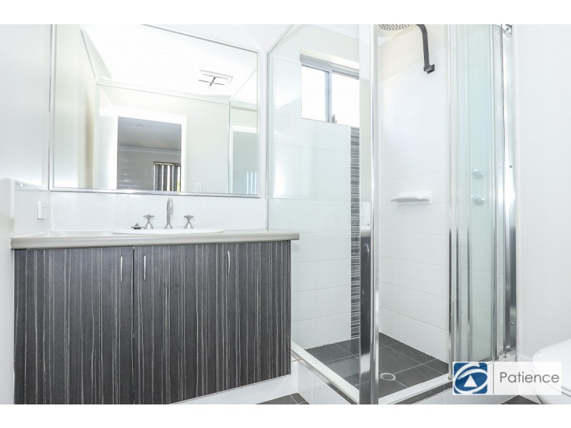 131 Joseph Banks Boulevard, Banksia Grove WA 6031