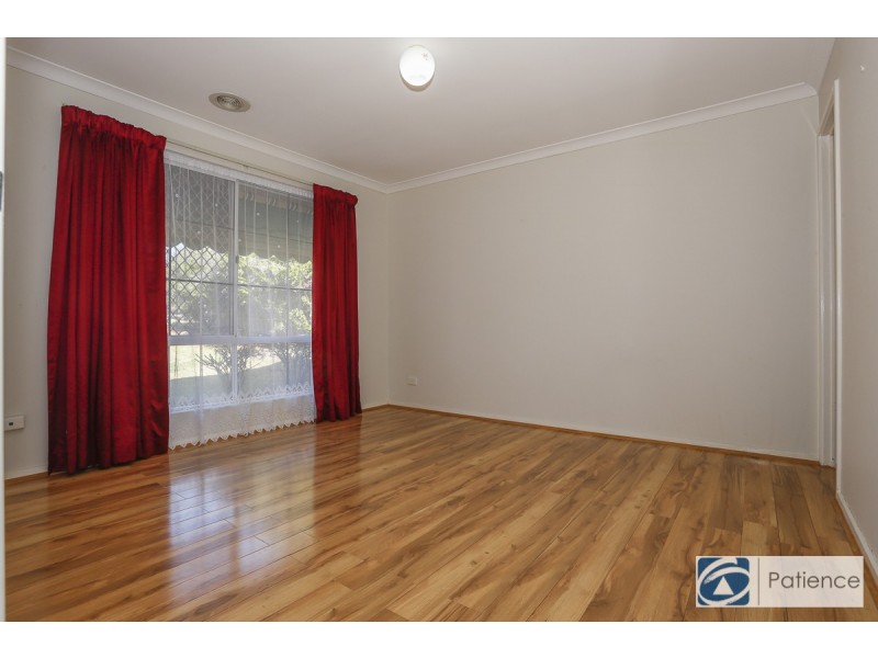 25 Ardrossan Loop, Kingsley WA 6026