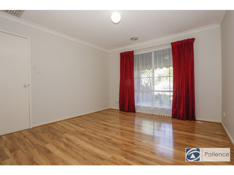 25 Ardrossan Loop, Kingsley WA 6026