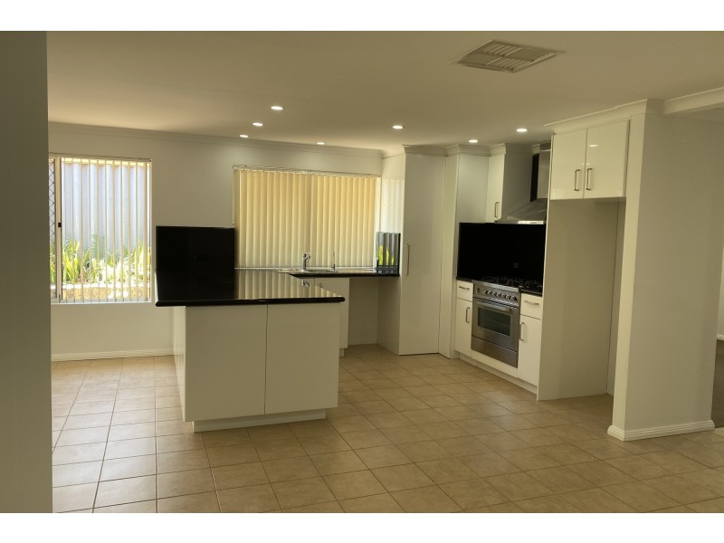 11 Simcoe Court, Joondalup WA 6027