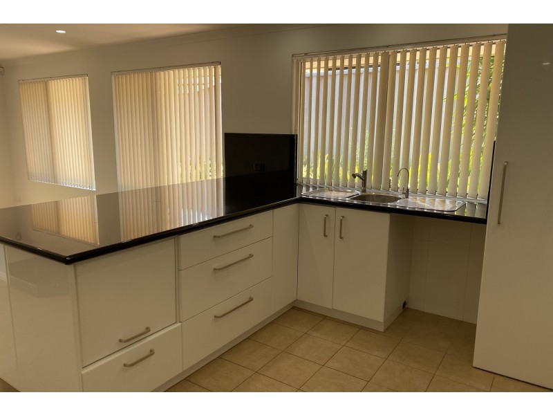 11 Simcoe Court, Joondalup WA 6027