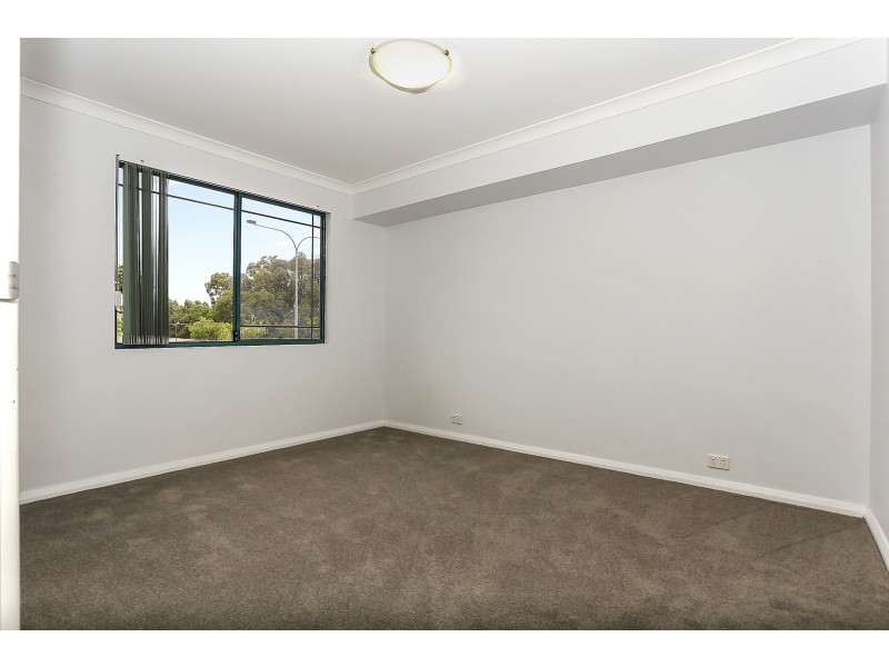 73/167 Grand Boulevard, Joondalup WA 6027