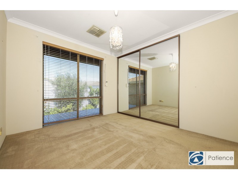 15/11 Scaphella Avenue, Mullaloo WA 6027